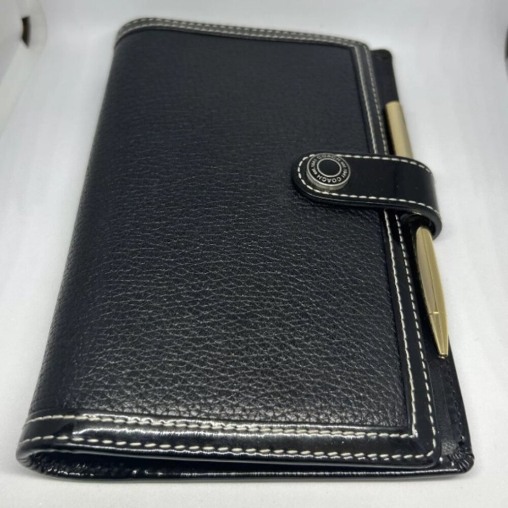 Nice Coach Black Leather Agenda Planner Address Book Card Passport Holder w Pen.